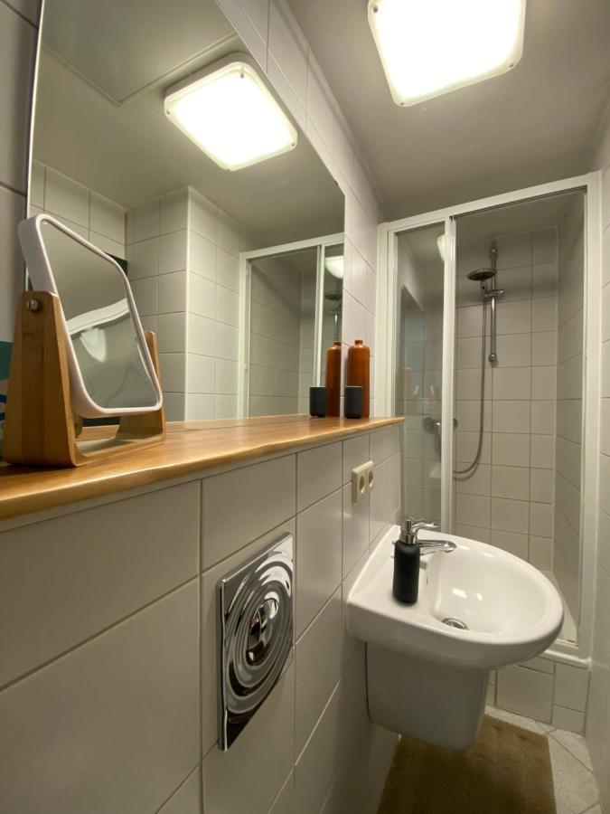 Ladenwohnung In Kreuzberg Mit Parkplatz In Einer Tiefgarage Apartamento Berlim